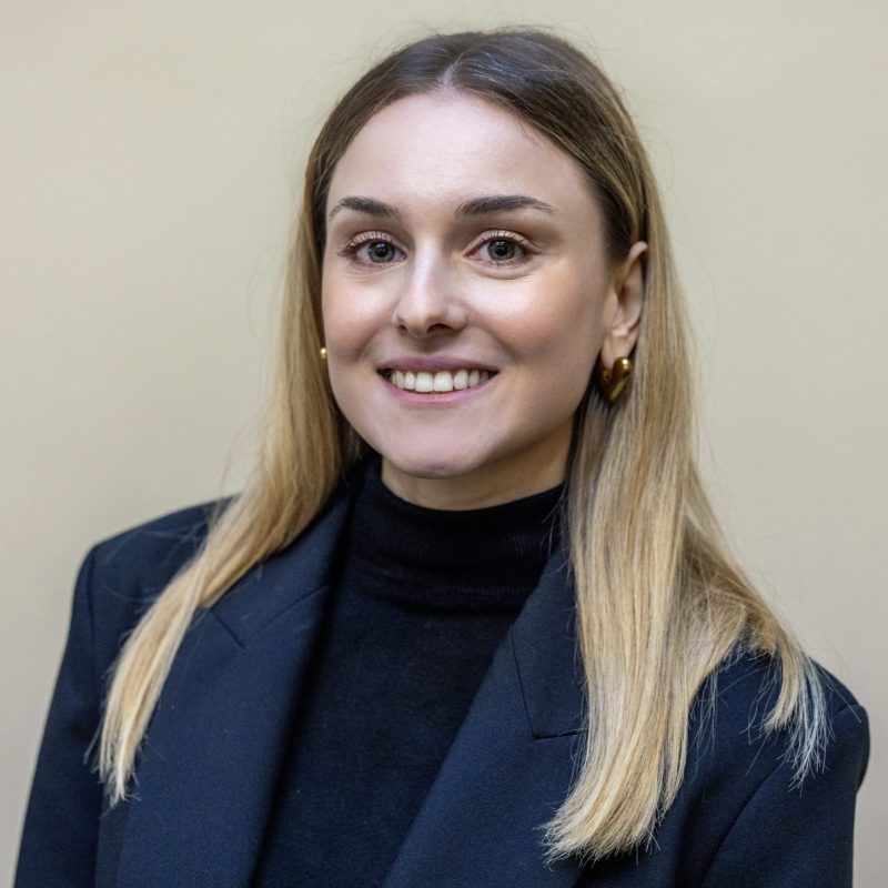 Eleni Niarchou Eleni Niarchou